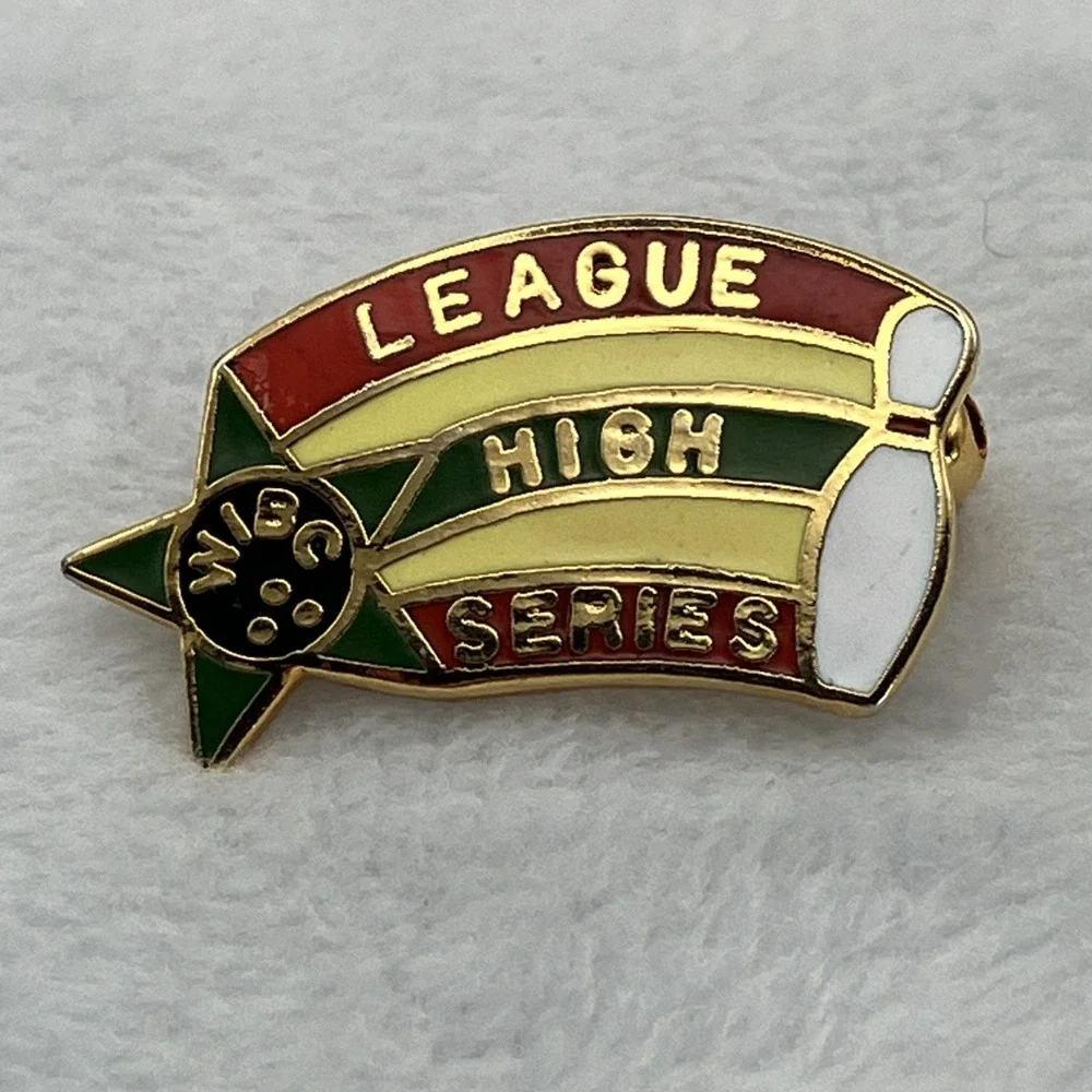 Vintage WIBC League High Series Shooting Star Colorful Bowling Lapel Hat Pin